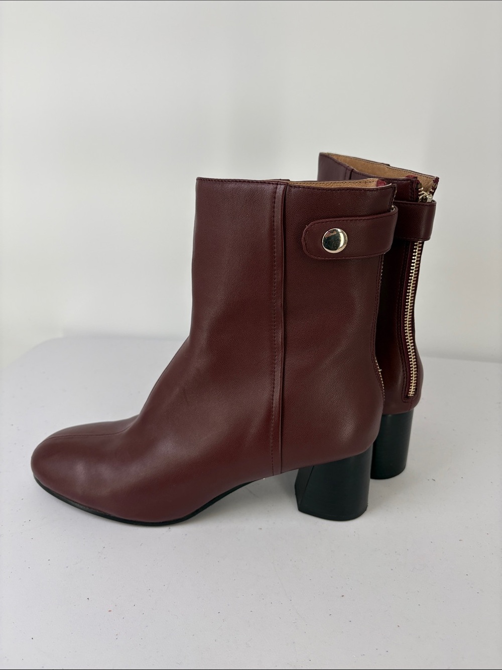 🎃 nwot Joie Ramet Bordeaux Leather Ankle Heeled Boots with Snap-Tab back zip